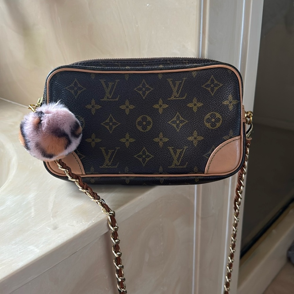Louis Vuitton Marly Dragonne Clutch/Crossbody